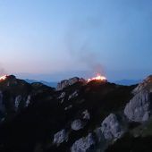 Glühende Gipfel zu Johanni