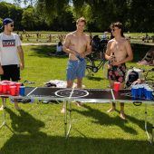 Die Jugend im Feierrausch