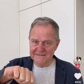 Polit-Senior entdeckt TikTok