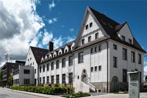 Die ehemalige Papierwarenfabrik Niedermayr ist ein gelungenes Beispiel für Denkmalschutz. Karl Mair hatte sich hier für einen Eintrag in die Denkmalliste eingesetzt.Fotos  Schlecker/ Elias Hassos/re
