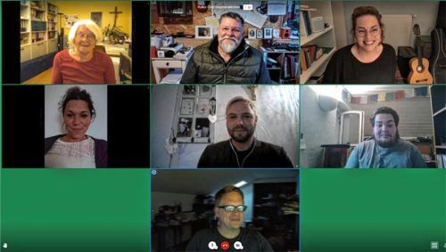 Gründungsversammlung online: Lonika Herzog, Hannes Herzog, Steffi Panhans (oben von links), Elisabeth Gürtler, Matthias Wenig, Thomas Eiwen (Mitte von links) und Wolfgang Krenzler hoben den „Kulturclub Stephanskirchen“ aus der Taufe. Foto re