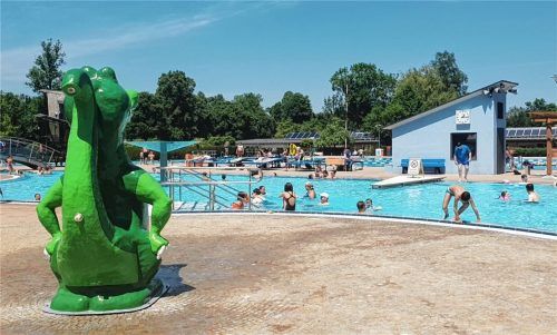 In diesem Becken des Traunsteiner Schwimmbads wäre an Fronleichnam fast ein Bub gestorben. Foto Eichstädter