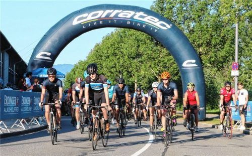 Morgen geht‘s los: Der Rosenheimer Radmarathon startet am Möbelhaus Weko.