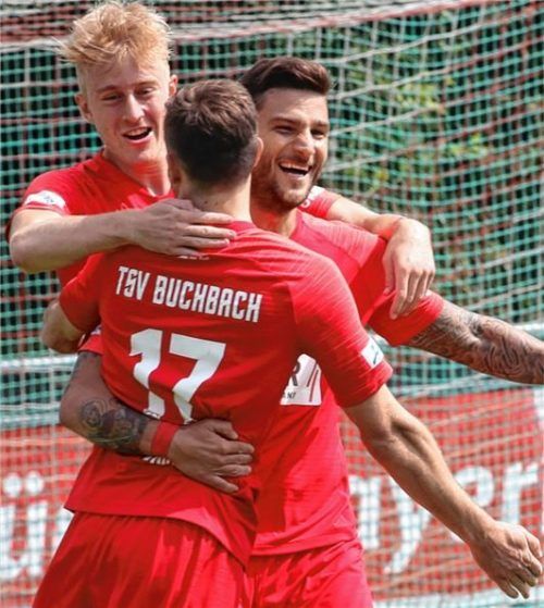 So jubelten Torschütze Christian Brucia, Jonas Wieselsberger und Aleks Petrovic im August 2019 nach dem 1:0 gegen Türkgücü.Foto Michael Buchholz