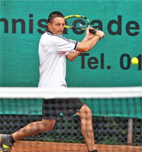 Stefan Schörghuber von den Herren 50 der TeG Mühldorf verlor mit seinem Team bei Iphitos München 2:7. Foto privat