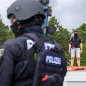 Bayerns Polizei übt künftig mit Laserwaffen
