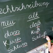 Der Dauerkampf um die Schreibregeln