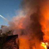Reihenhaus in Flammen