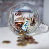 Immer mehr Rentner müssen zahlen