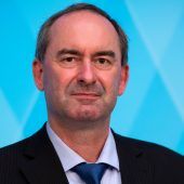 Aiwanger verärgert über „Hexenjagd“