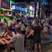 Mallorca tritt wegen hoher Corona-Zahlen auf die Party-Bremse