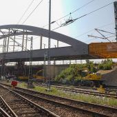 Brückenschlag für neues S-Bahn-Zeitalter