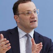 Streit um generelle Testpflicht für Urlauber