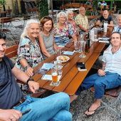 Kolbermoorer Maler beratschlagen über Schau im Herbst