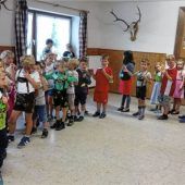 Tanz-Nachwuchs beim Trachtenverein Edelweiß