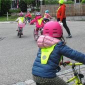 Motorische Entwicklungder „Kleinen Strolche“ fördern