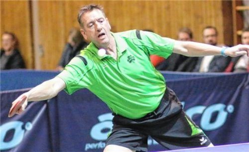 Bad Aiblings Kapitän Hans Wiesböck freut sich schon auf die Lokalderbys in der Verbandsoberliga.Foto Gerhard Erlich