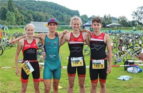 Bayerische Meister mit dem Team: Lena Moraw, Elias Wirths, Sarah Walter und Patrice Grewing.