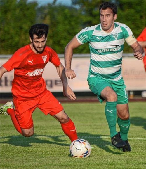 Christoph Börtschök 2021, hier im Derby beim SV Bruckmühl. Foto Franz Ruprecht