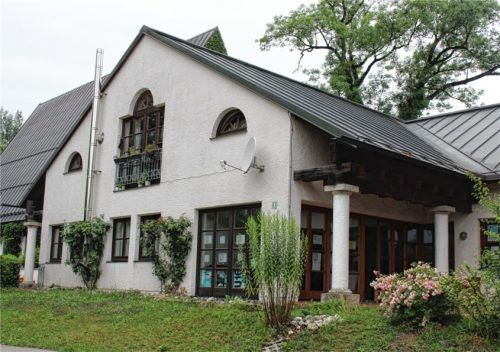 Das Jugendcafé des Diakonievereins Brannenburg ist beliebter Anlaufpunkt für Jugendliche ab zwölf Jahren, die aus Flintsbach und Brannenburg kommen.Foto steffenhagen