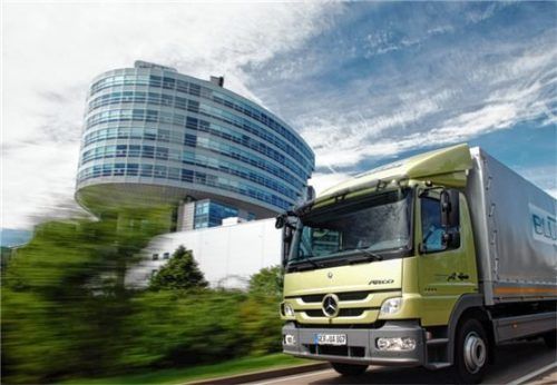 Das Programm fördert unter anderem batterie-, brennstoffzellen- und (Oberleitungs-) hybridelektrische Fahrzeuge. Foto Auto-Medienportal.Net/Daimler