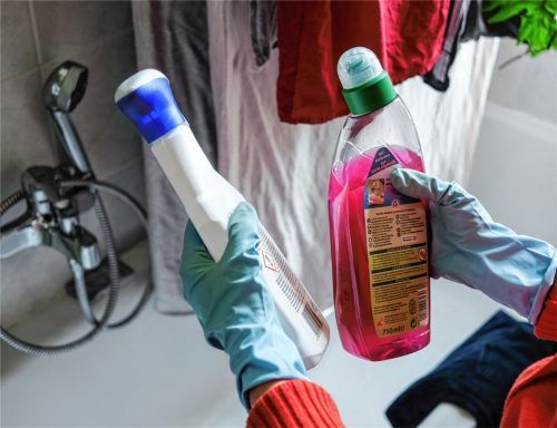 In Reinigungsmitteln sind Chemikalien enthalten. Diese können die Krankheit MCS auslösen. Sie beeinträchtigt das Leben von Betroffenen enorm. Foto dpa