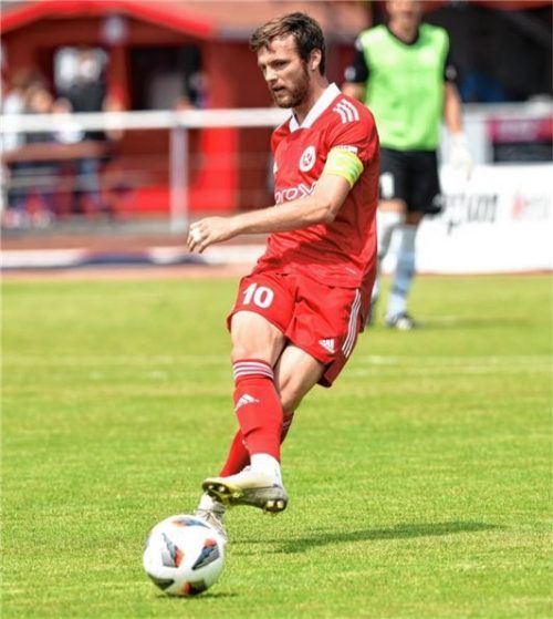 Rosenheims Kapitän und Innenverteidiger Chris Wallner weiß wie wichtig eine gute Defensive ist. Foto Ziegler