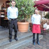Mit drei Kruzifixen ins neue Restaurant