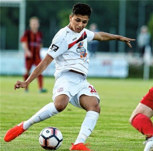 Von der Landesliga in die Kreisliga: Armando Mustafic wechselt aus Traunstein nach Prien.Foto Hans Weitz
