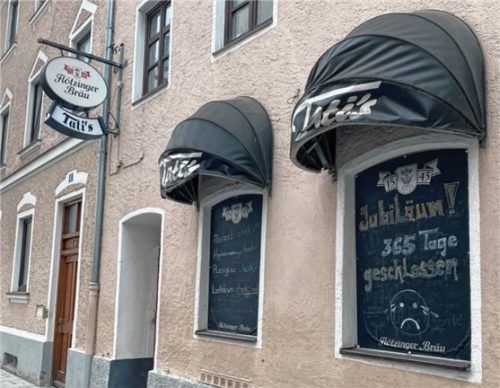 Wegen Corona war das Tatis über ein Jahr geschlossen, nun hat Thomas Ottitsch die Bar verkauft.Foto Trautmann