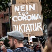 Innenminister warnt vor „digitalem Extremismus“