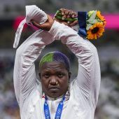 Kugelstoßerin Saunders droht Strafe Italien feiert Leichtathletik-Helden