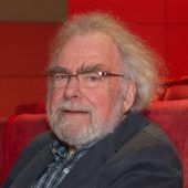 Trauer um Regisseur Peter Fleischmann Athen fordert Parthenon-Fries Tony Bennett sagt Konzerte ab Kanzlerin kommt zum Kinostart
