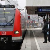 Bund drängt auf Ausbau von S1 und S4