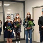 Freude bei Romed über erfolgreiche Absolventen