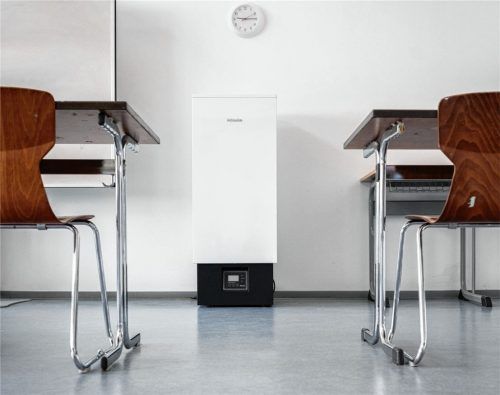 Alle Räume in städtischen Schulen und Kindertagesstätten sollen künftig mit mobilen Luftfiltern ausgestattet sein. Bislang hat die Stadt dies nur für schlecht lüftbare Räume vorgesehen. Foto dpa
