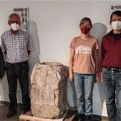 Der Römerstein kehrt nach 171 Jahren nach Obing zurück