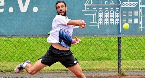 Damir Dzumhur wird auch in Gladbach für die Rosenheimer Bundesliga-Mannschaft auflaufen.Foto MK-Sportphoto