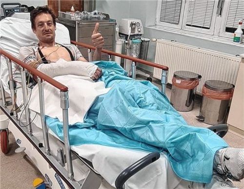 Daumen hoch: Radprofi Marcus Burghardt ist trotz Sturzpechs weiter zuversichtlich. Foto Burghardt privat