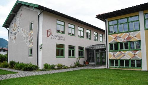Die Grundschule in Flintsbach soll zehn Luftreinigungsgeräte bekommen. Die Details will der Gemeinderat in der September-Sitzung besprechen. Foto Ruprecht
