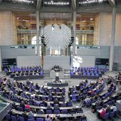 Diät für aufgeblähten Bundestag