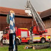 Blitze töten Kühe auf Bergalm