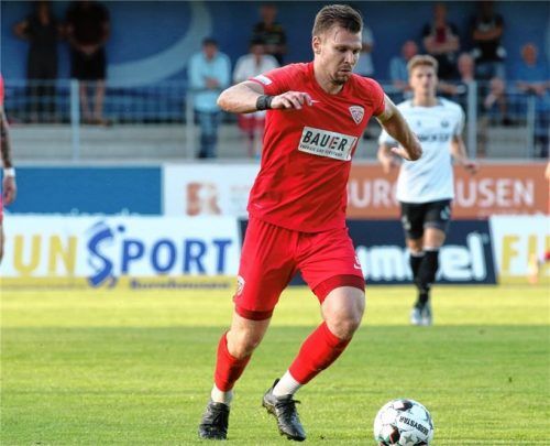 Marco Rosenzweig bildet zusammen mit Marcel Spitzer, Jonas Wieselsberger und Benedikt Orth die beste Abwehr der Liga, die erst vier Gegentore bekam. Foto Michael Buchholz