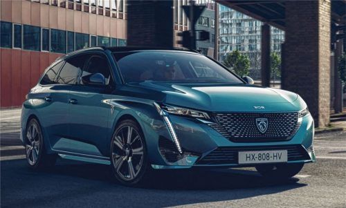 Mit 4,64 Metern streckt sich der „kompakte“ Kombi in Richtung Mittelklasse. Foto Autoren-Union Mobilität/Peugeot