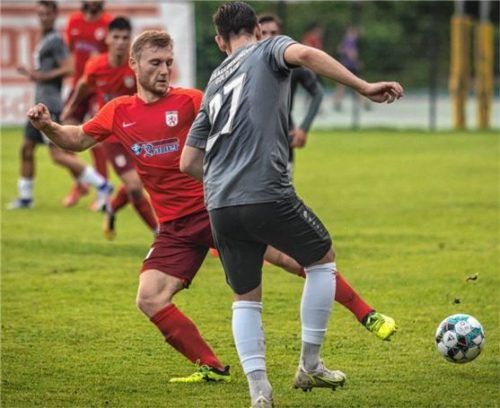 Sebastian Weber zog sich in Kottern eine Teilruptur des Syndesmosebandes zu und wird den Löwen in der nächsten Zeit nicht zur Verfügung stehen. Foto John Cater