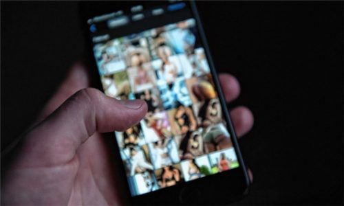 Über 300 kinder- und jugendpornografische Daten fanden die Ermittler auf dem Smartphone des 25-Jährigen. Foto dpa