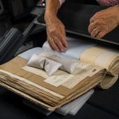 Digitales Archiv für Schulbuchschätze