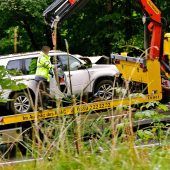 Gegen Baum gerast: Vierjährige stirbt