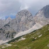 Kletterer in Not verbringen Nacht am Berg