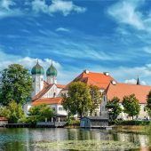 Heiligenschein über dem Kloster